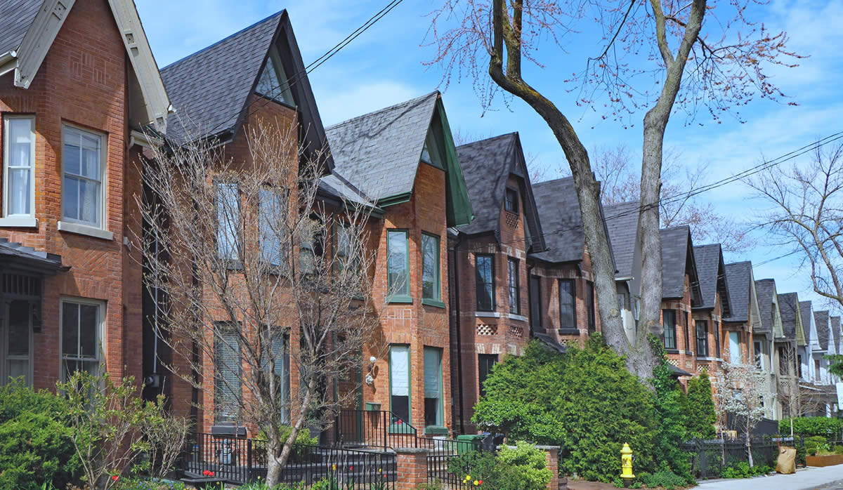5 Best Neighbourhoods In Toronto For Airbnb Premier Stays